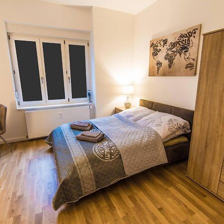 A Stylish Apartment In The Center Of True Berlino Esterno foto