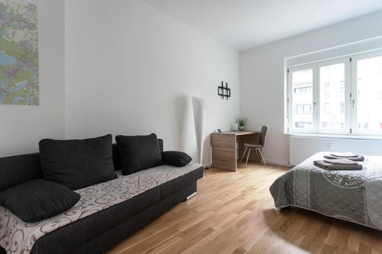 A Stylish Apartment In The Center Of True Berlino Esterno foto